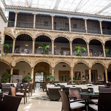 Palacio De Los Velada Ávila Luaran gambar