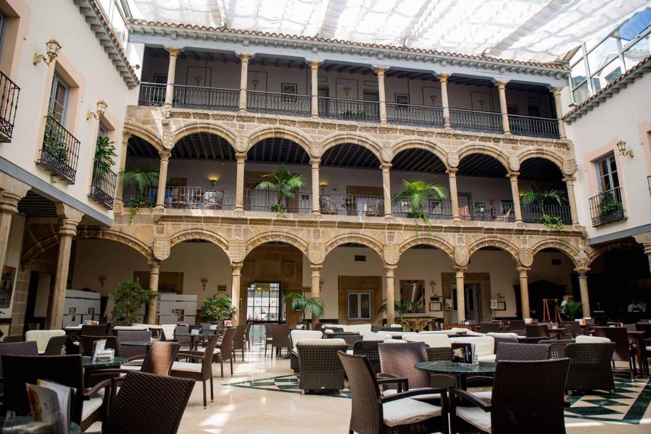 Palacio De Los Velada Ávila Luaran gambar