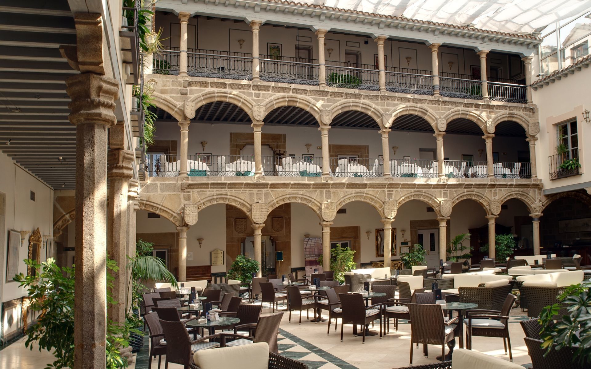 Palacio De Los Velada Ávila Dalaman gambar