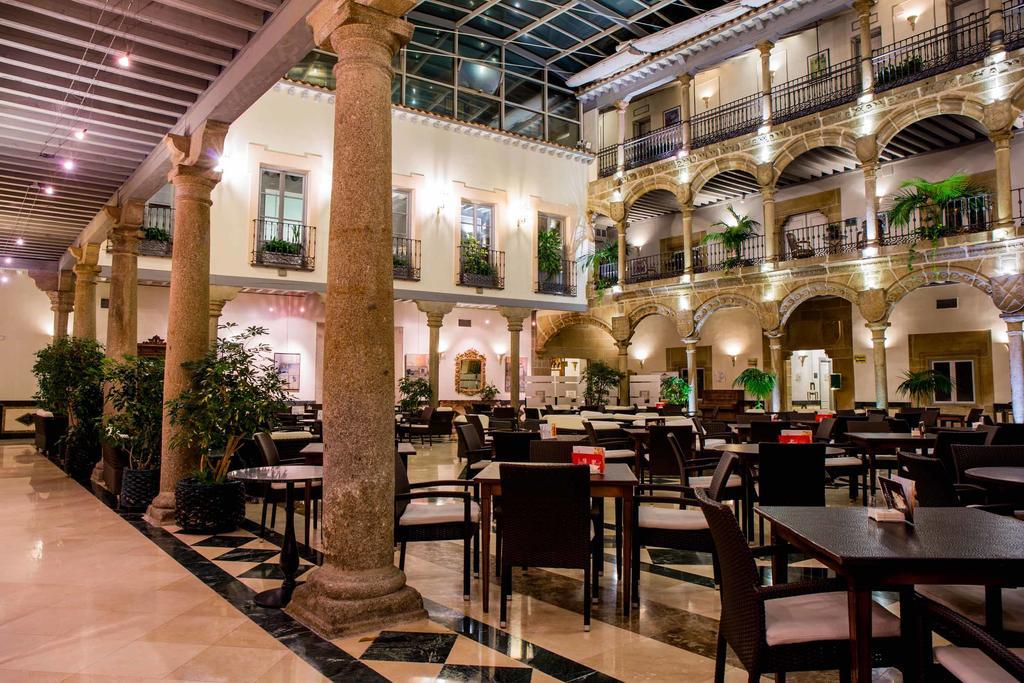 Palacio De Los Velada Ávila Luaran gambar